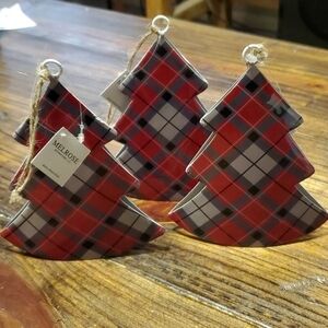 𝅺Set of Three Melrose Plaid Tree Ornaments NWT